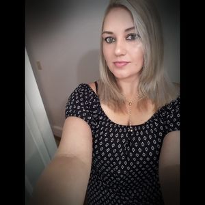 Meet your Posher, Araceli